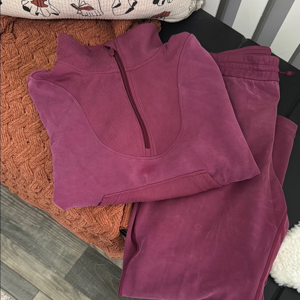 Lululemon soft stream set!